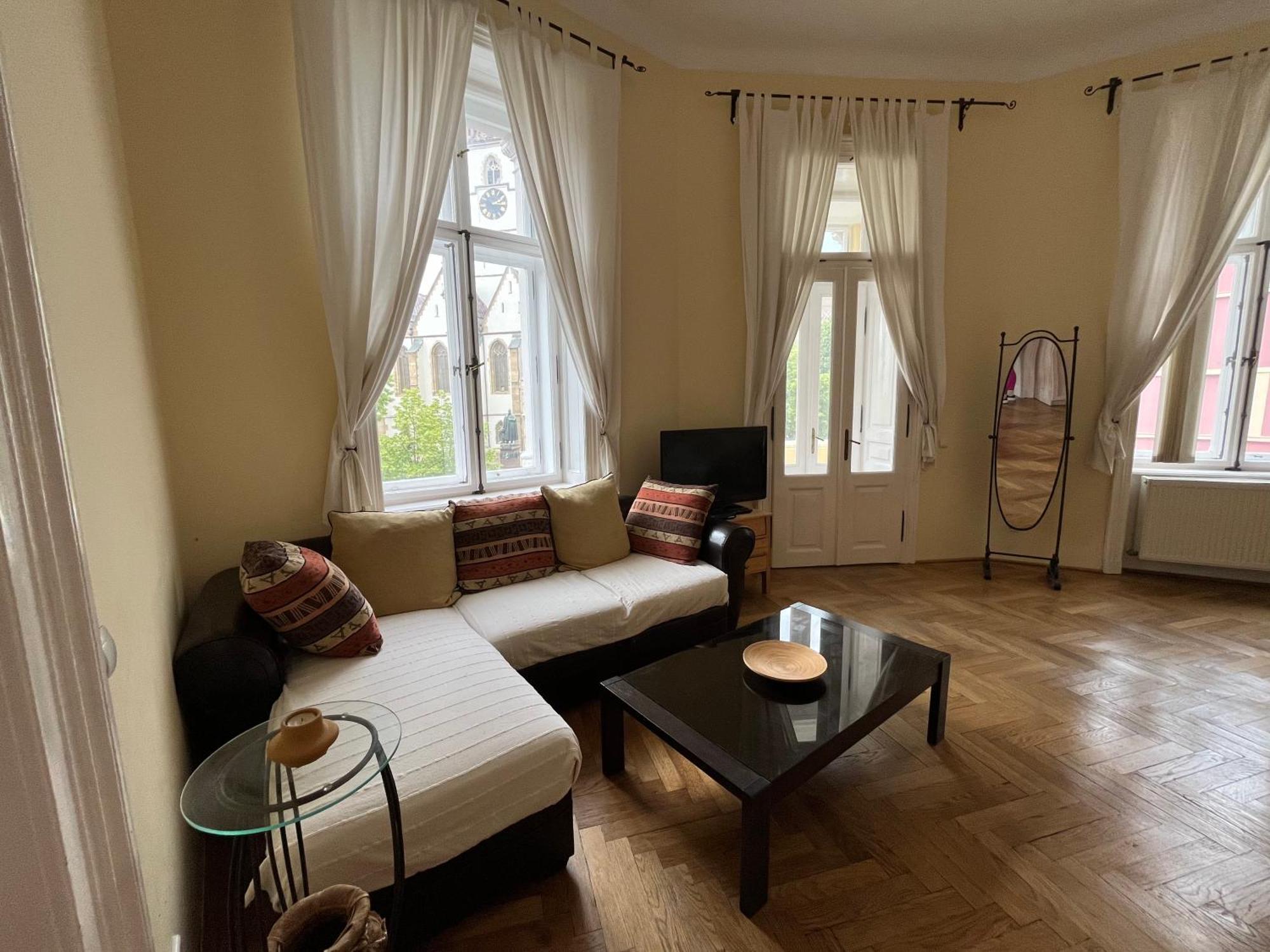 Main Square Apartment Сибиу Екстериор снимка